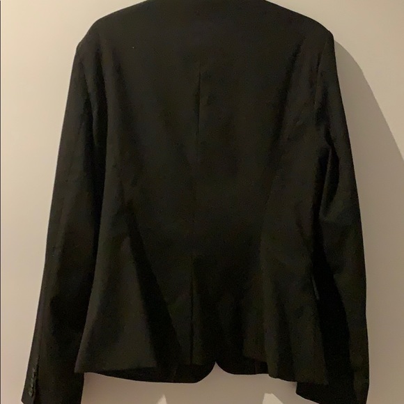 Banana Republic Black Blazer - Picture 4 of 6